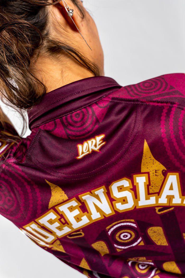 Aboriginal Art Clothing-QLD Tribute Women's Fitted Sports Polo Shirt-Yarn Marketplace